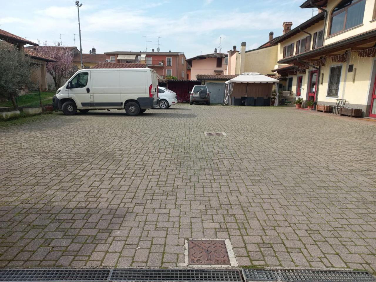 Matis Appartamenti Camisano Eksteriør billede